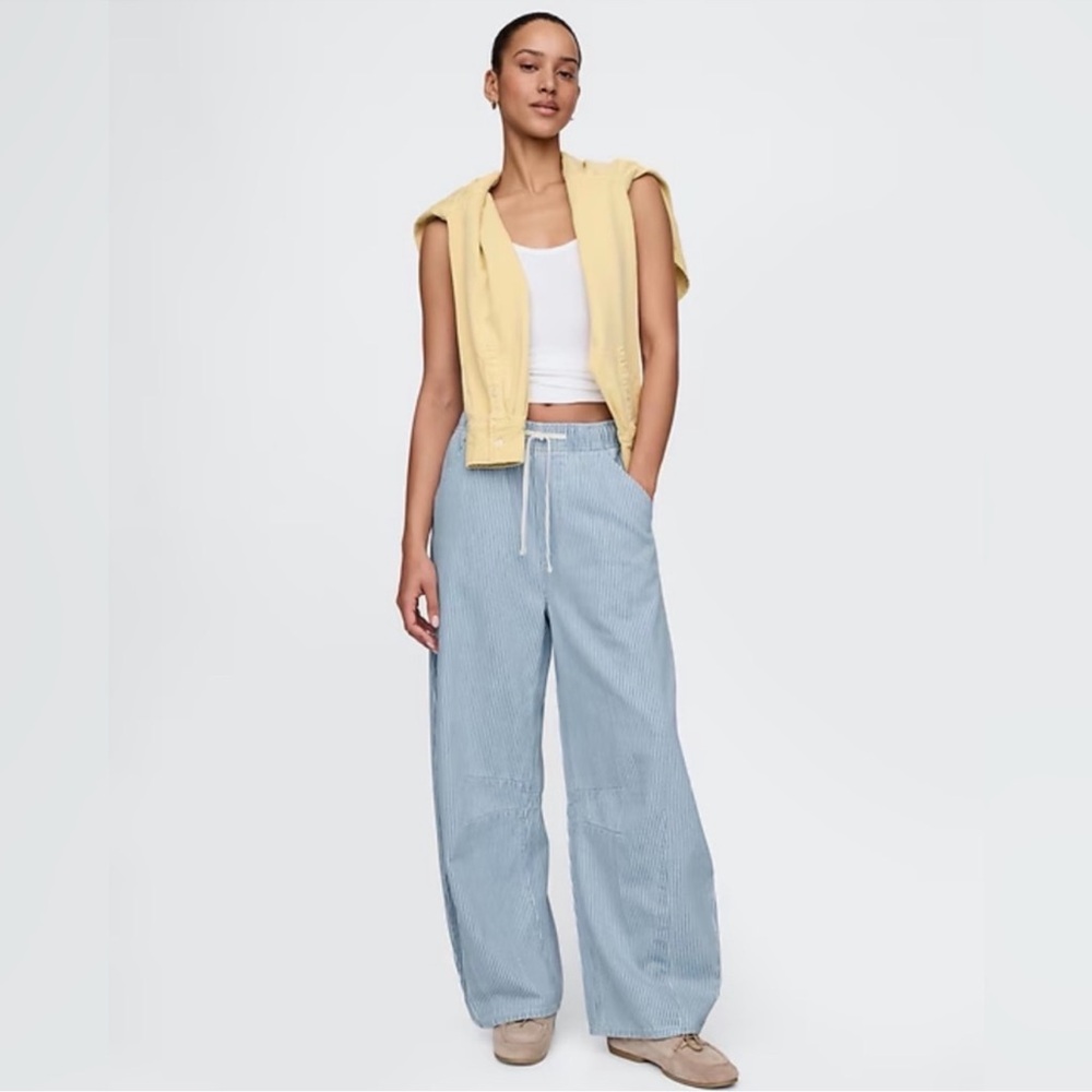 GAP UltraSoft Midrise Easy Horseshoe Jeans in Railroad Stripe